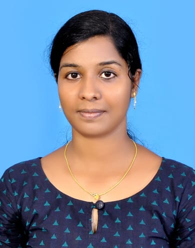AKHILA SR